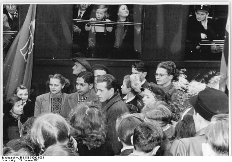 Ankunft eines indischen Gaststudenten 1951 in Dresden. Quelle: Bundesarchiv